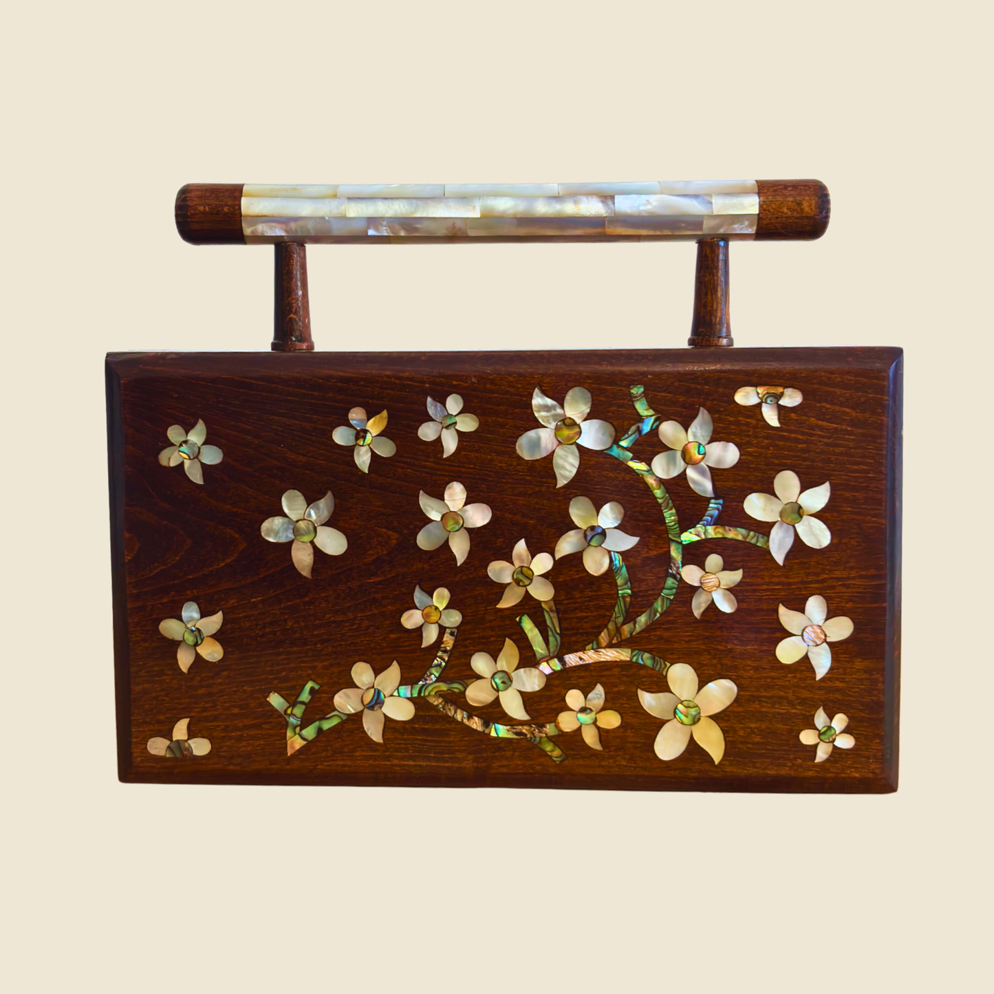 Zenobia – Clutch Damascena di Lusso in Noce con Intarsi in Madreperla e Interno in Broccato