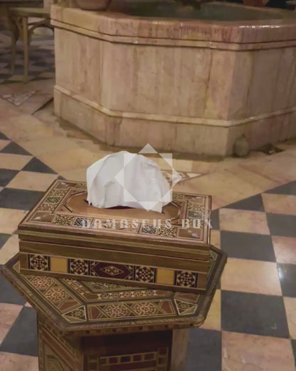 Zarif Şam Mozaikli Ahşap Mendil Kutusu – Sedef Kakma & Kadife İç Astar